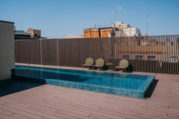 OBRA DE PISCINA COMUNITARIA DE BARCELONA